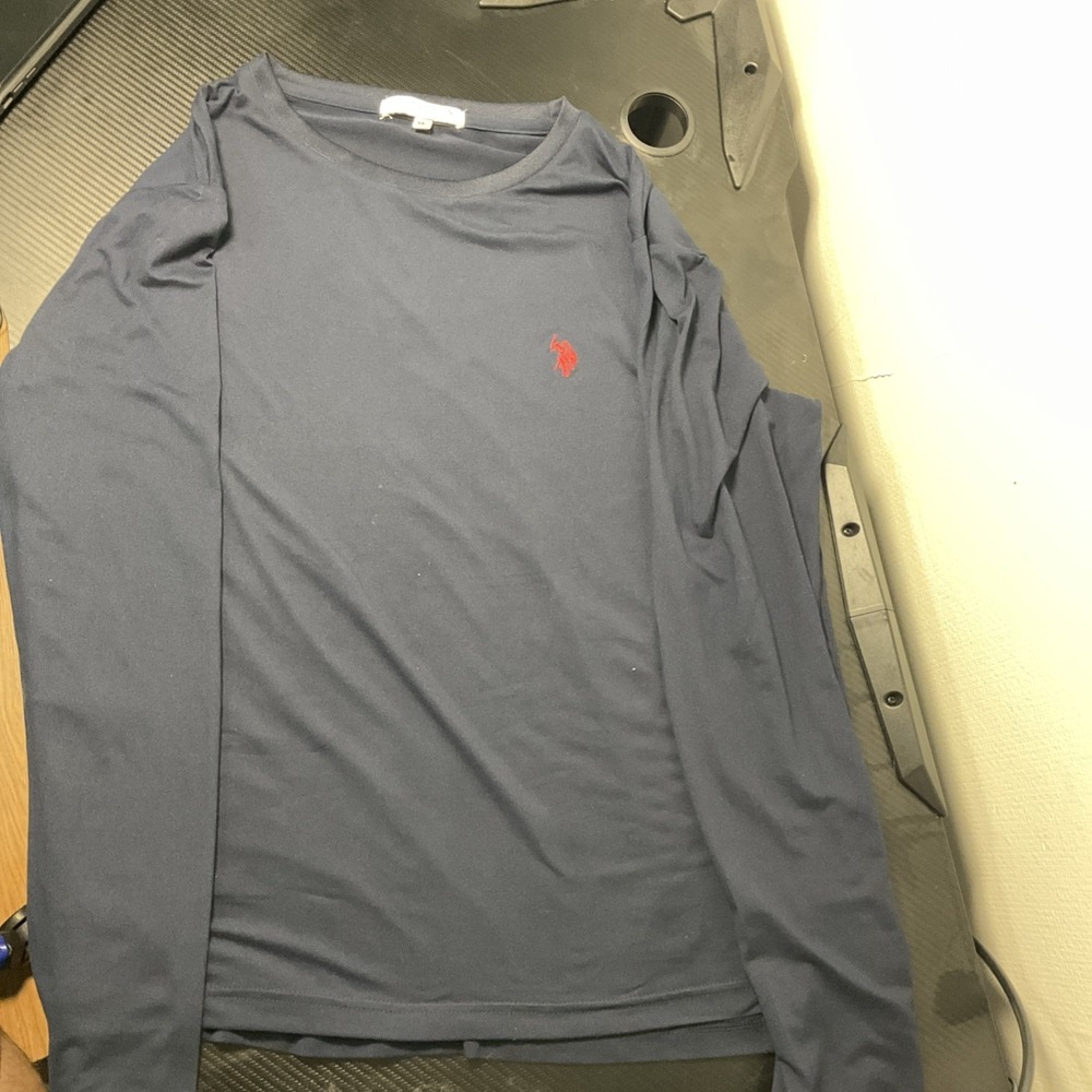 Navy blue U.S Polo ASSN long sleeve shirt Men's Size L